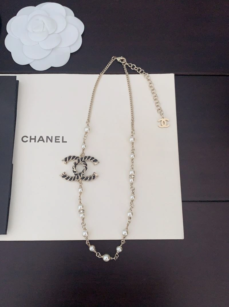 Chanel Necklaces Sleek 226645