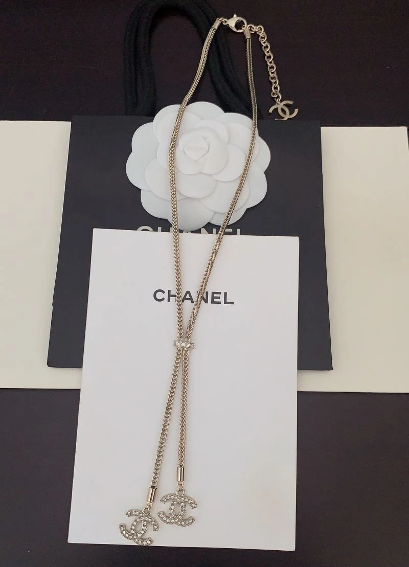 Elegant Chanel Necklaces 226639