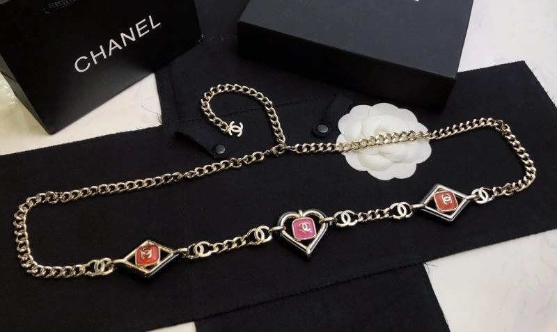 FashionForward Chanel Necklaces 226636