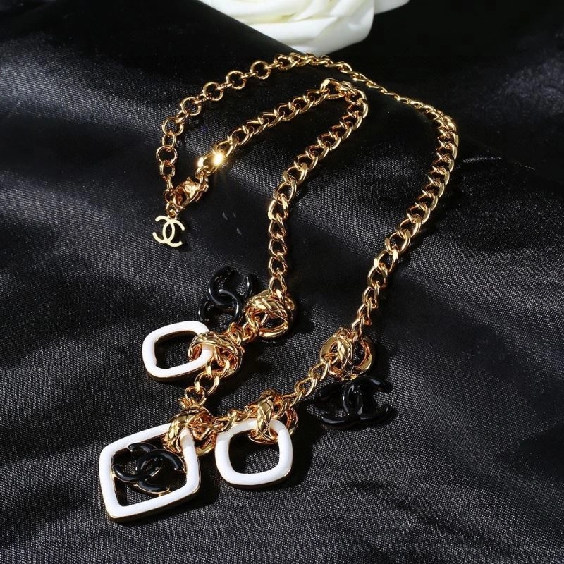 Chanel Necklaces Refined 226642