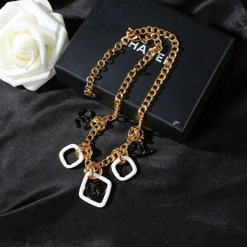 Chanel Necklaces Refined 226642