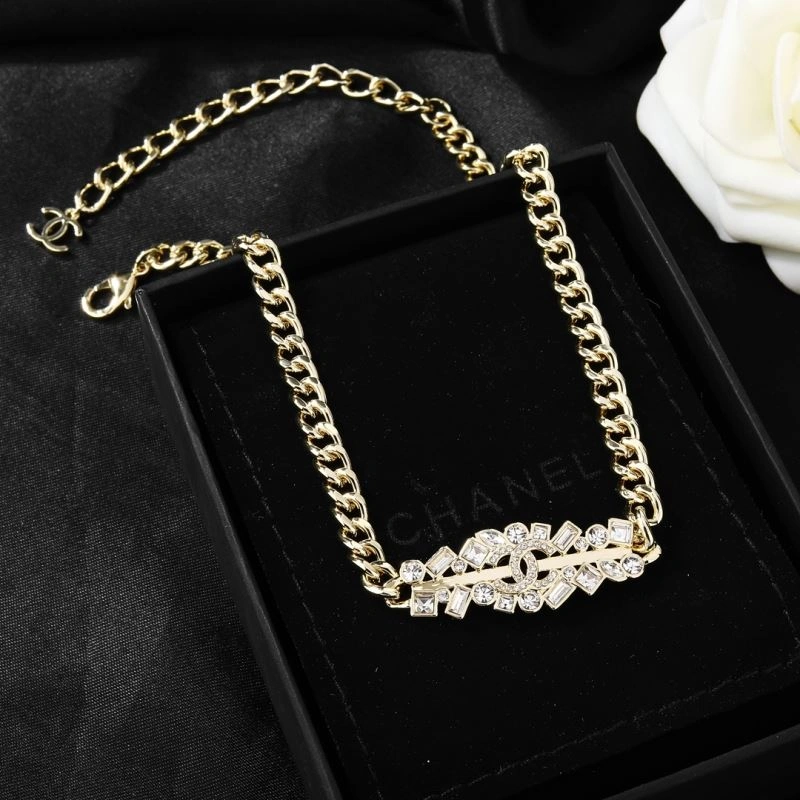 Fashionable Chanel Necklaces 226632