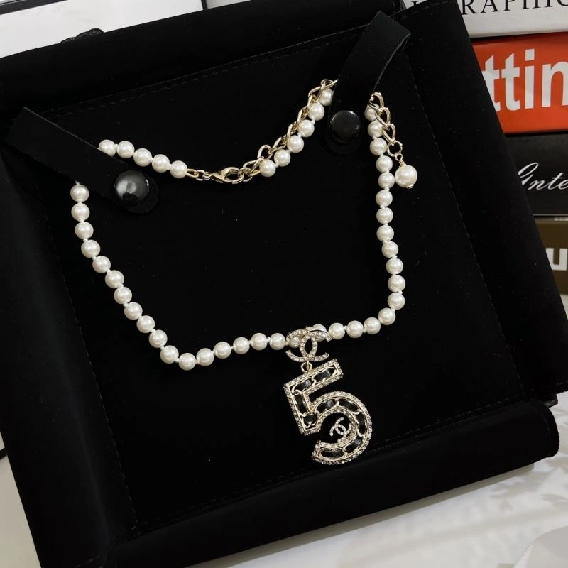 Chanel Necklaces Lightweight 226611