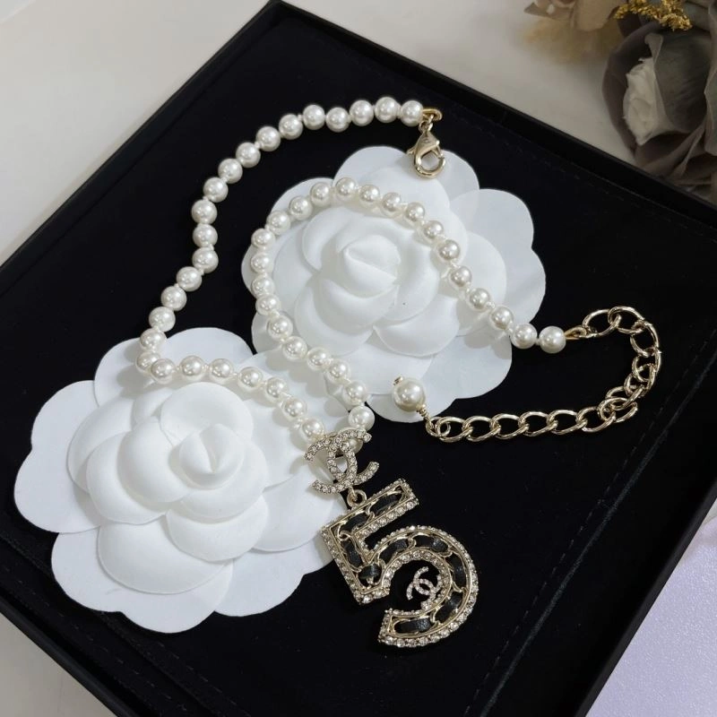 Chanel Necklaces Lightweight 226611