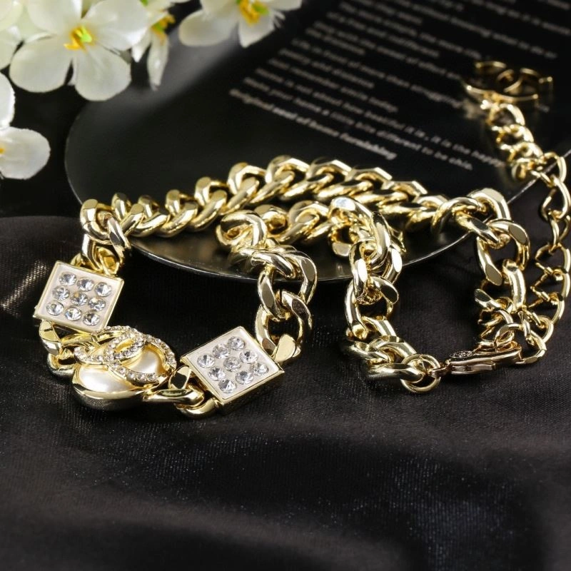 Sporty Chanel Necklaces 226616