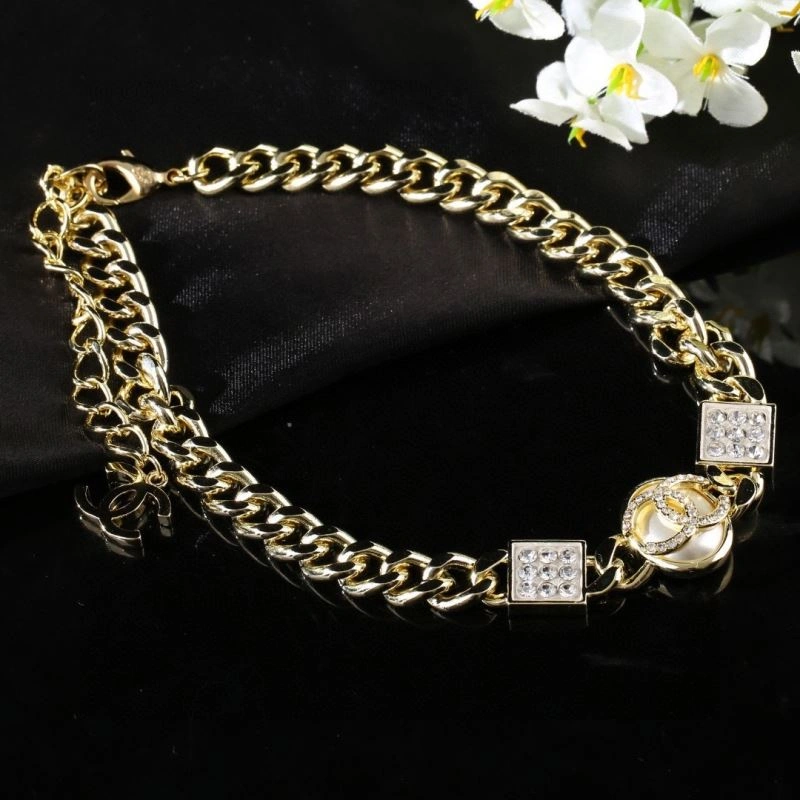 Sporty Chanel Necklaces 226616