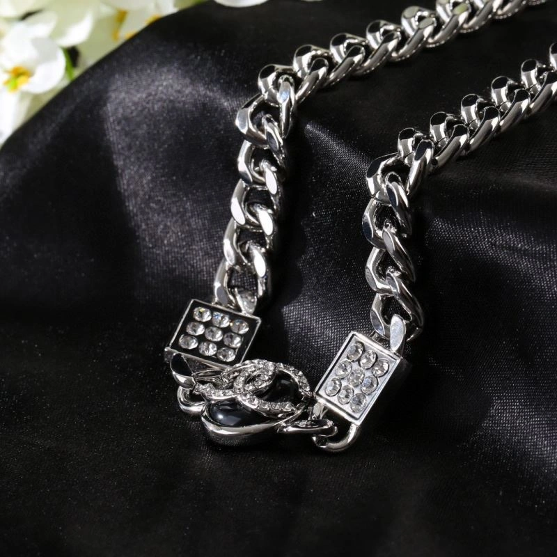 Sporty Chanel Necklaces 226616