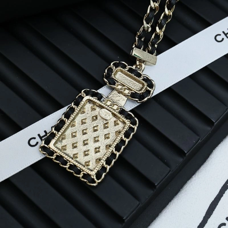 Chanel Necklaces Snug 226614
