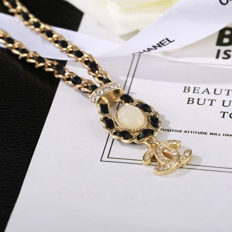 Original Chanel Necklaces 226613