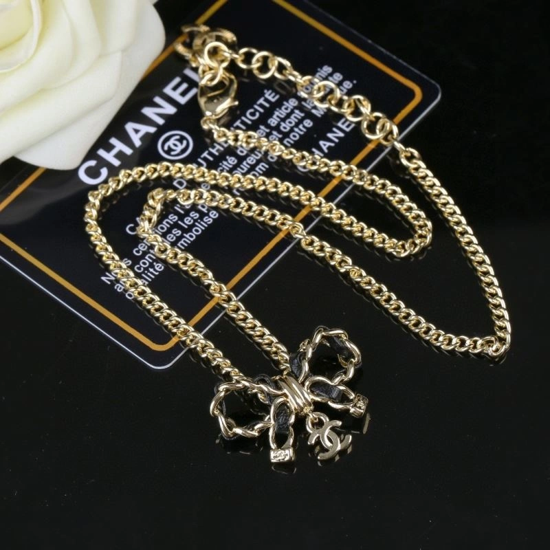 Elegant Chanel Necklaces 226595