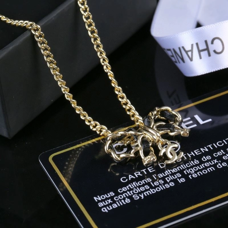 Elegant Chanel Necklaces 226595