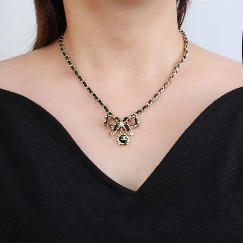 Chanel Necklaces Neat 226598