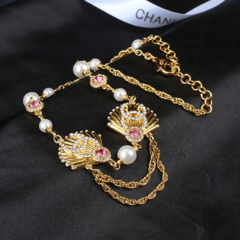 Classic Chanel Necklaces 226592