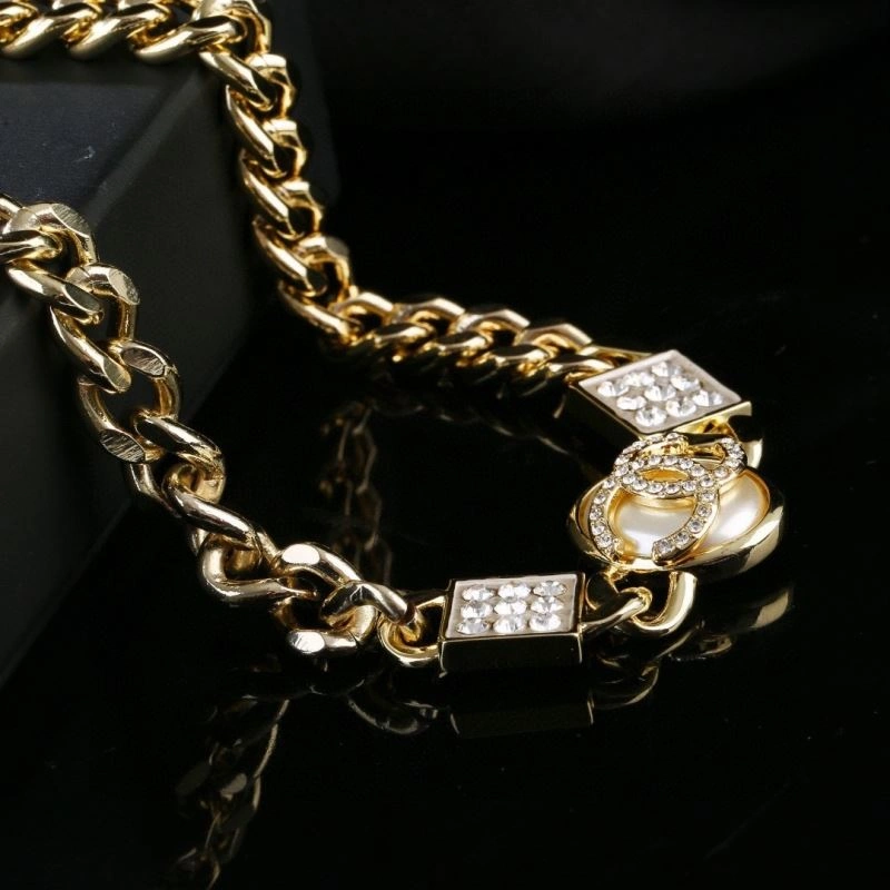 Chanel Necklaces Supportive 226605