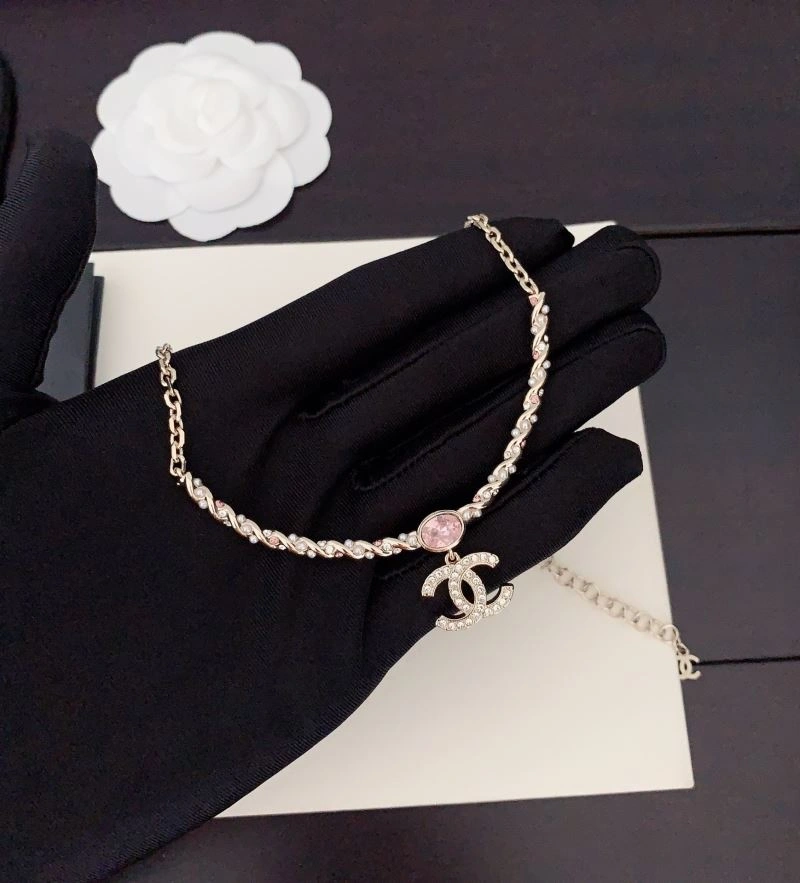 Refined Chanel Necklaces 226608