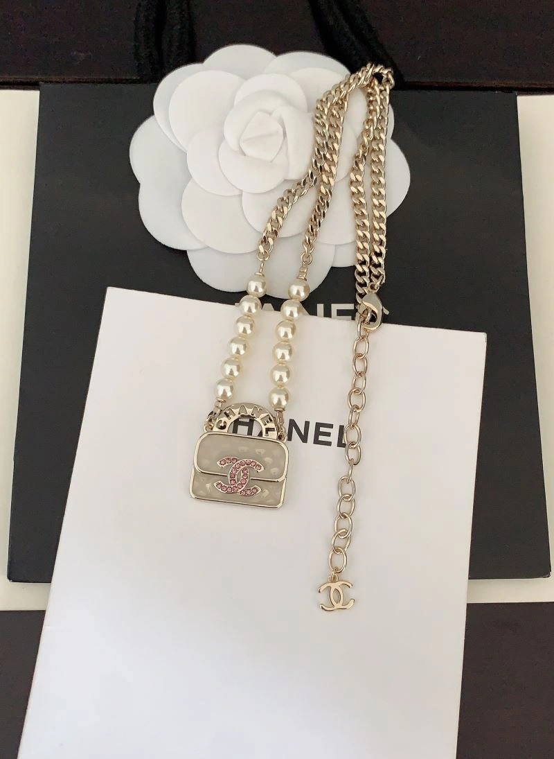 Chanel Necklaces ModernLook 226578