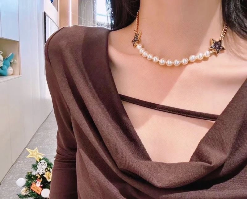 Efficient Chanel Necklaces 226637