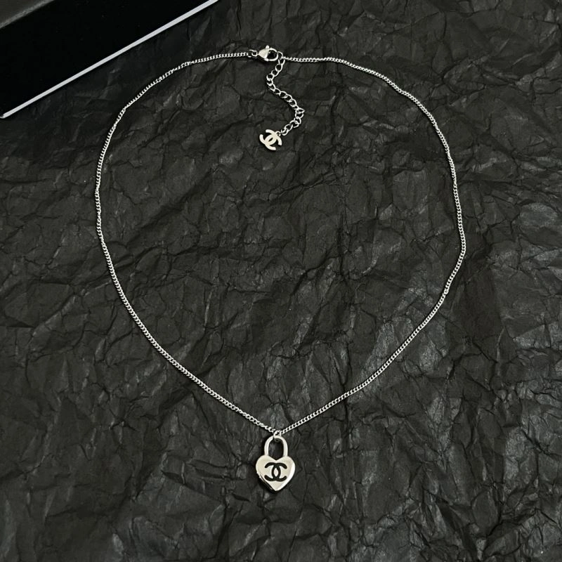 Chanel Necklaces Reliable 226574