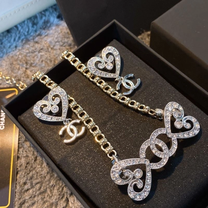 Chanel Necklaces Bright 226556