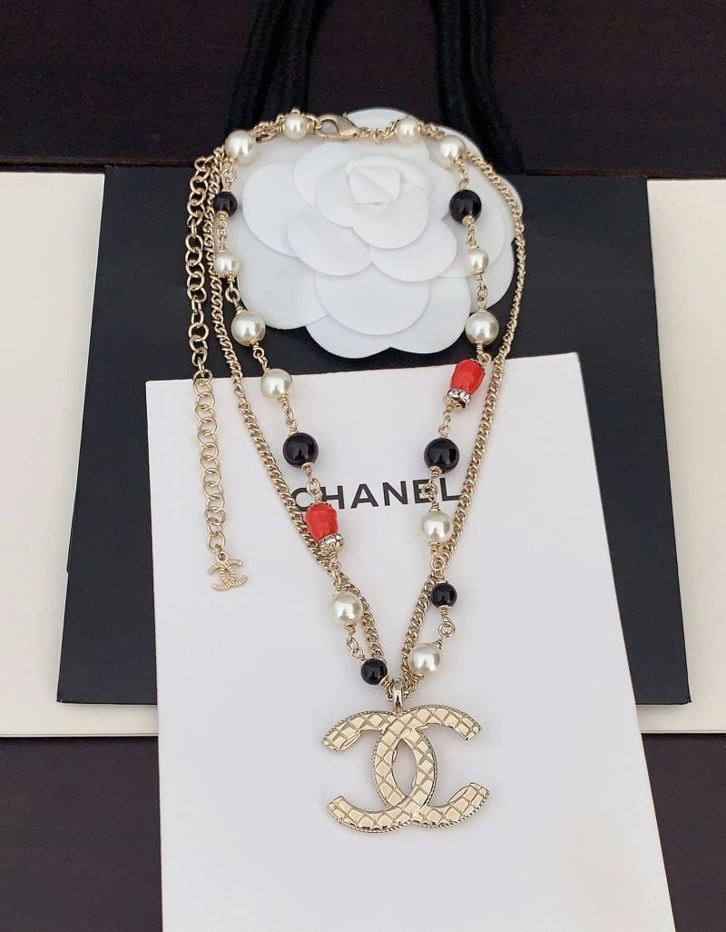Contemporary Chanel Necklaces 226555