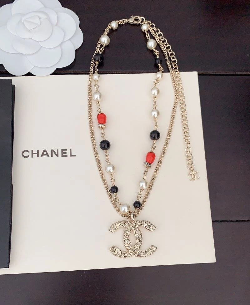 Contemporary Chanel Necklaces 226555