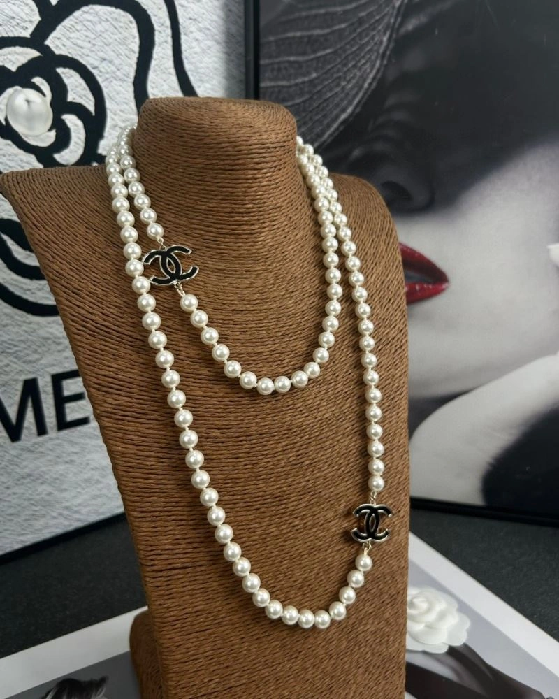 Sophisticated Chanel Necklaces 226586