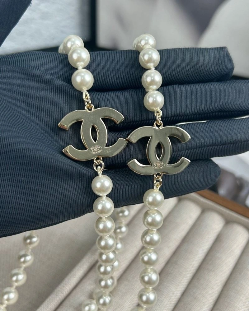 Sophisticated Chanel Necklaces 226586