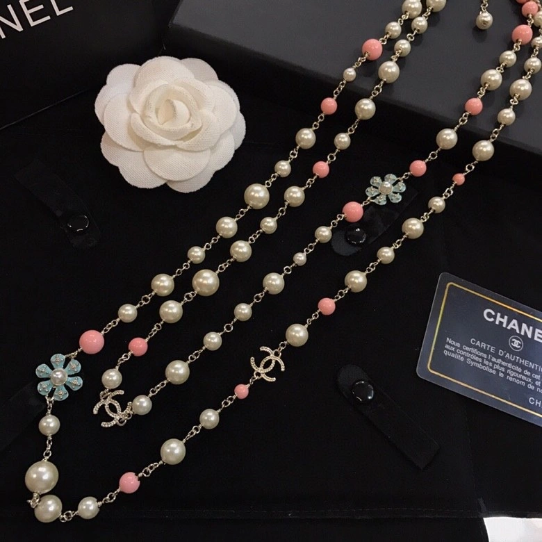 Bold Chanel Necklaces 226531