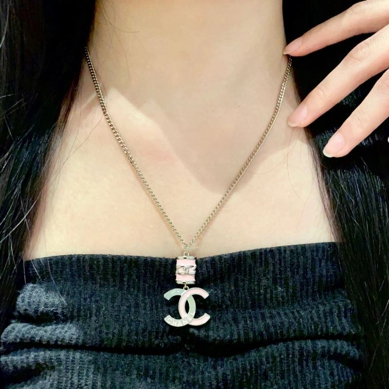 Chanel Necklaces Compact 226533