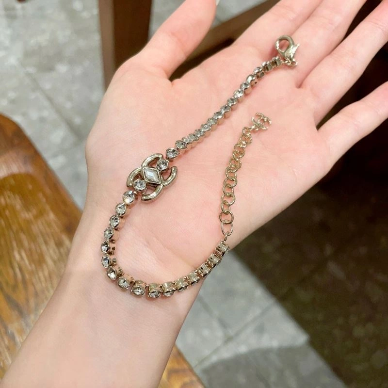 Versatile Chanel Necklaces 226517