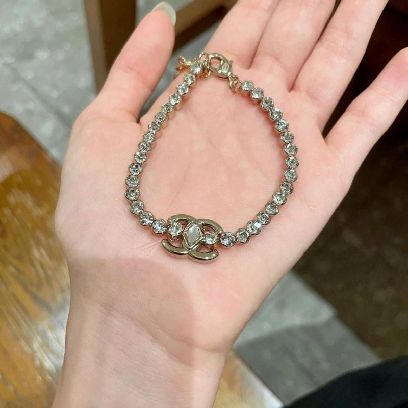 Versatile Chanel Necklaces 226517