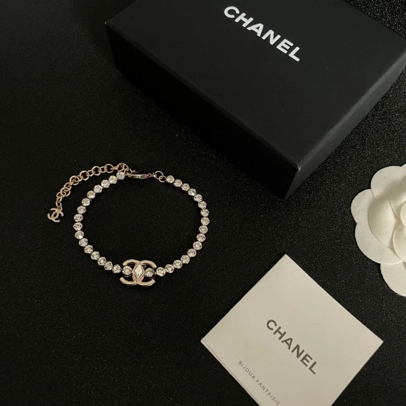 Versatile Chanel Necklaces 226517
