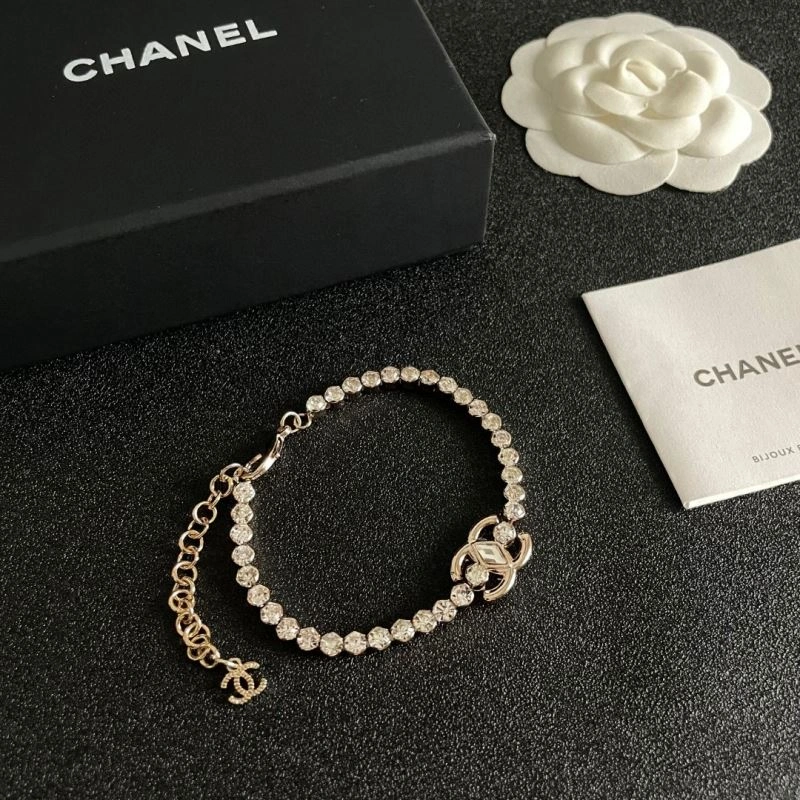 Versatile Chanel Necklaces 226517