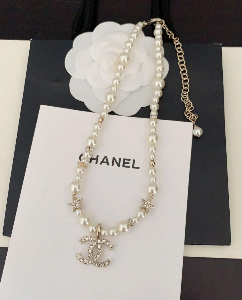 Compact Chanel Necklaces 226504
