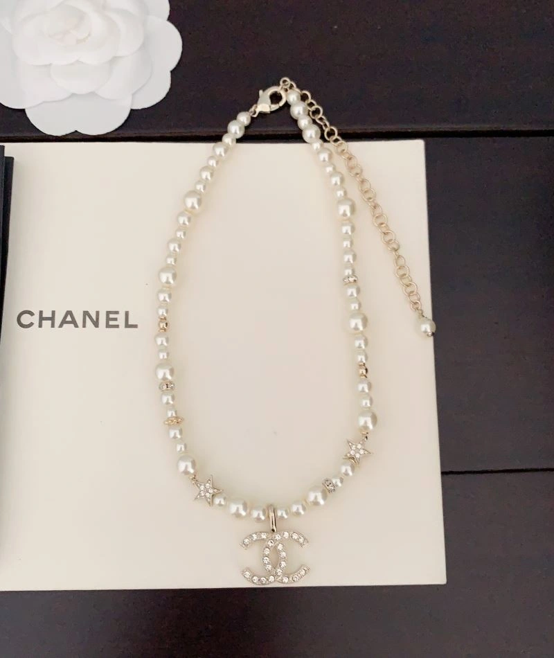 Compact Chanel Necklaces 226504