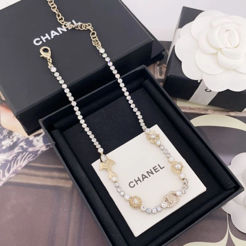 Bold Chanel Necklaces 226510