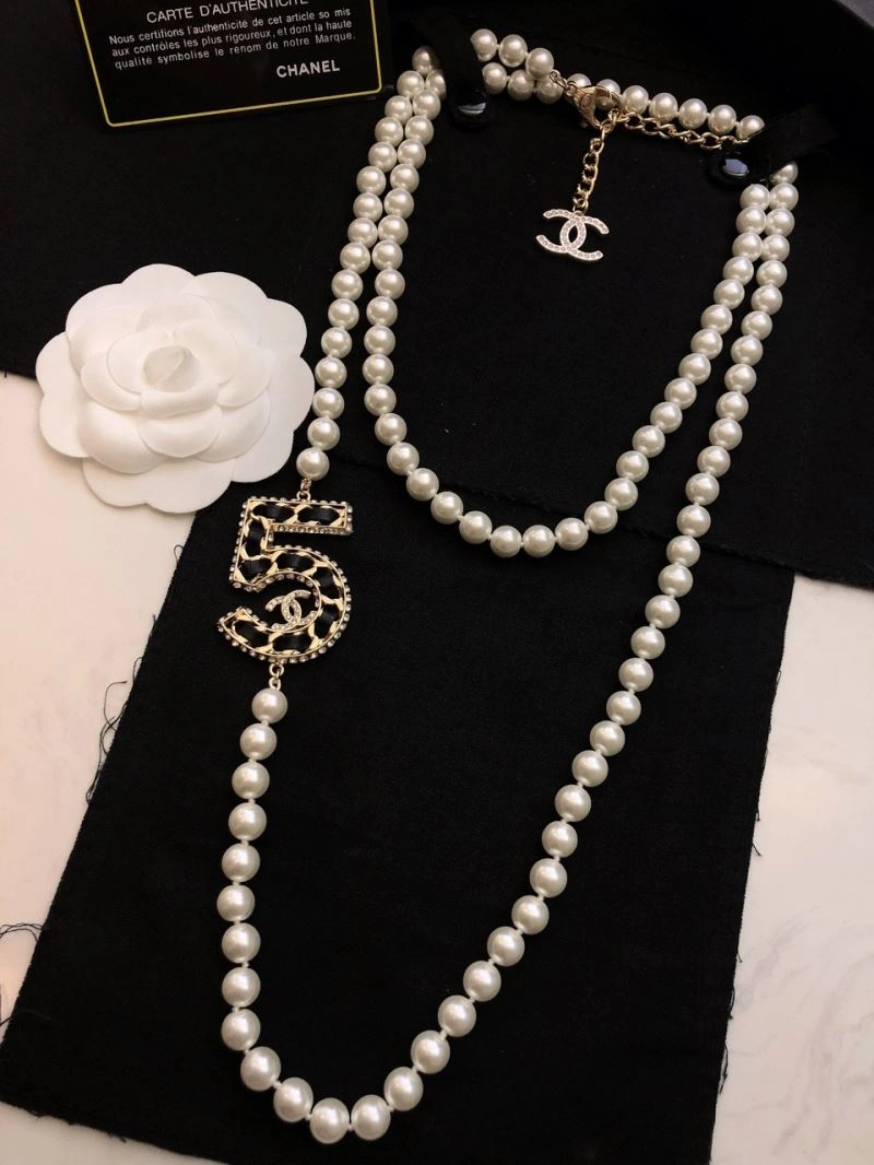 FashionForward Chanel Necklaces 226501
