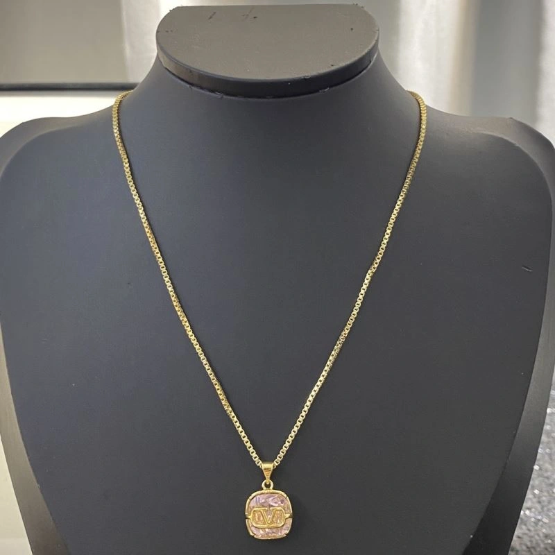 Trendy Chanel Necklaces 226497