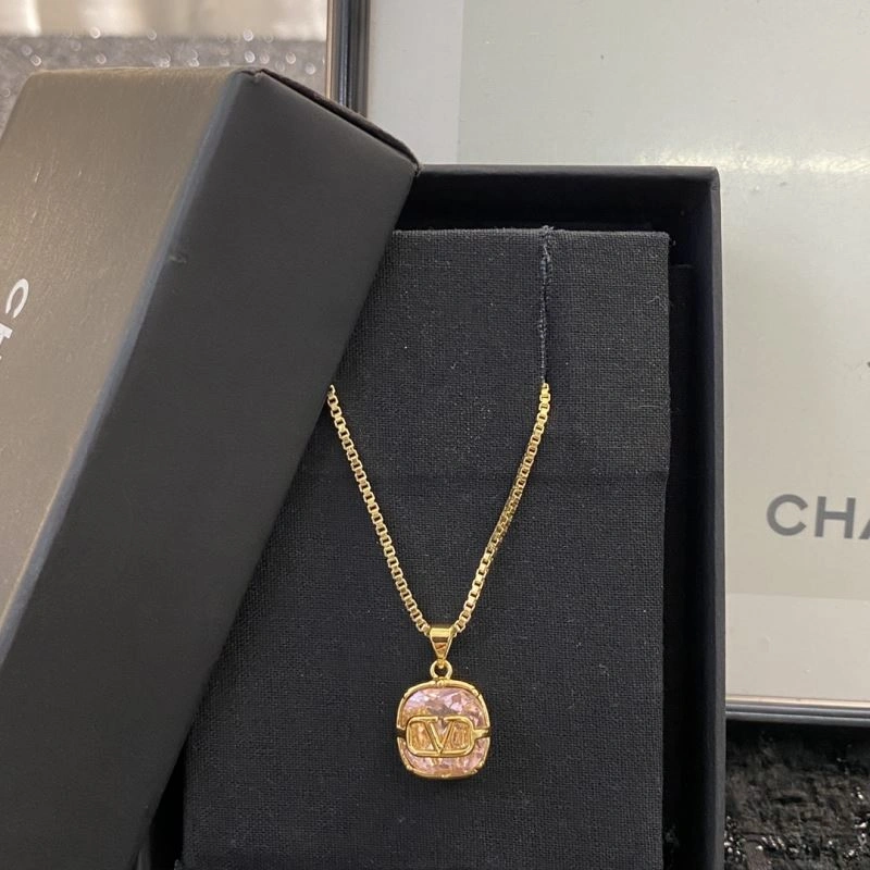 Trendy Chanel Necklaces 226497