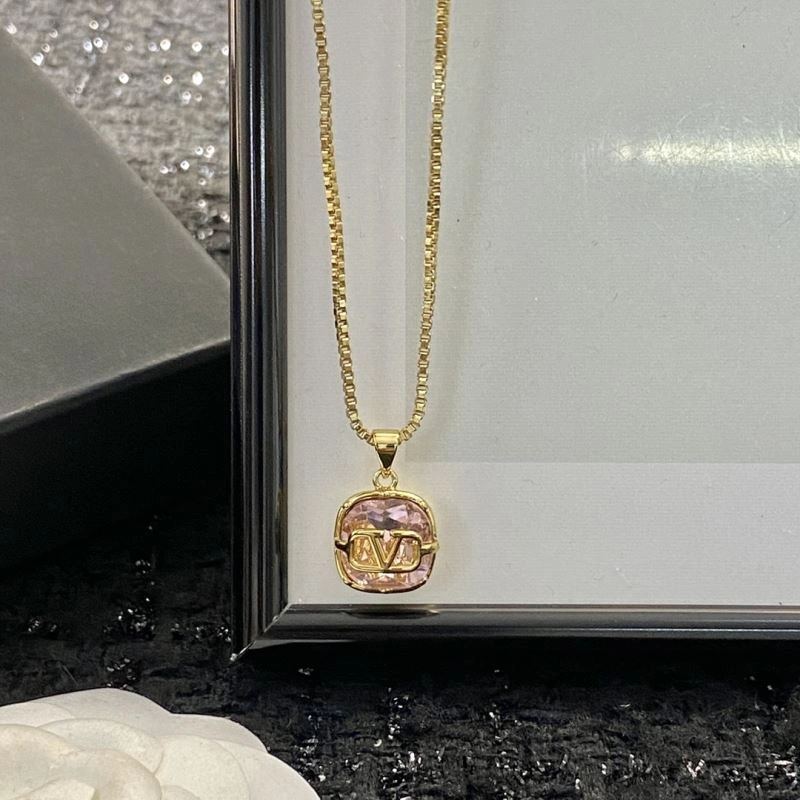Trendy Chanel Necklaces 226497