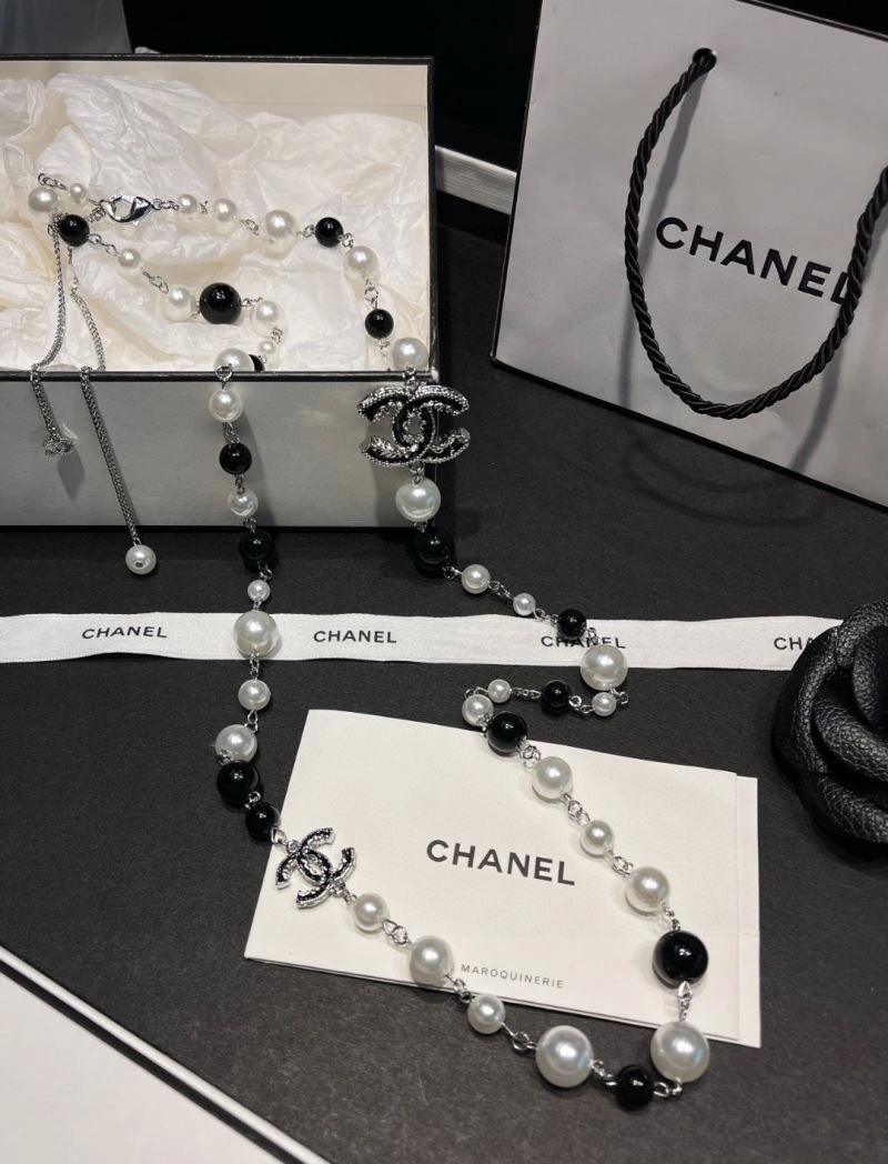 Bold Chanel Necklaces 226498