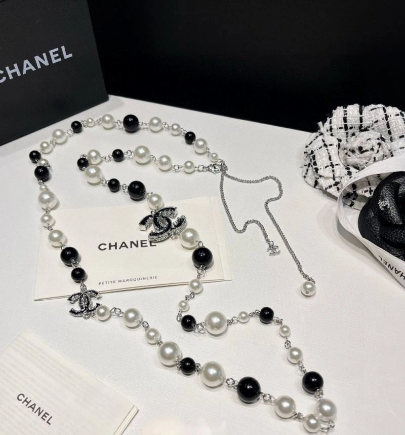 Bold Chanel Necklaces 226498