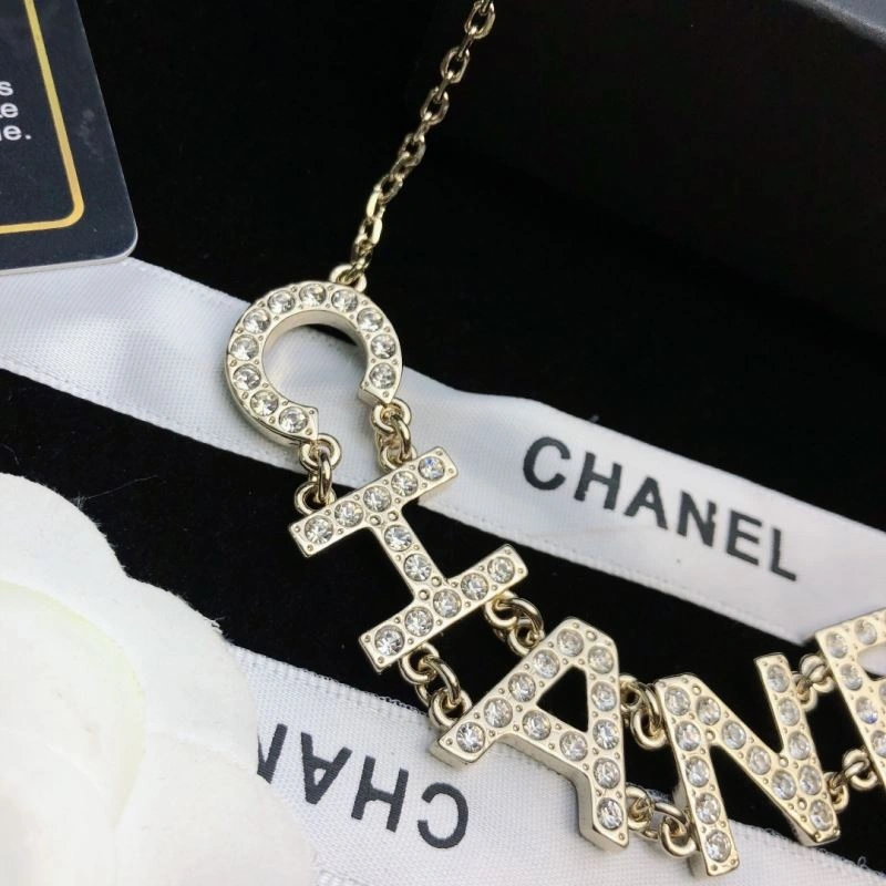 Minimalist Chanel Necklaces 226493