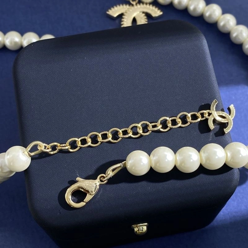 Chanel Necklaces Sleek 226482