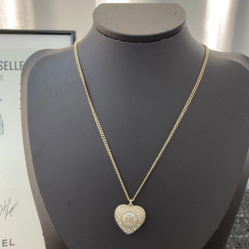 Sustainable Chanel Necklaces 226485