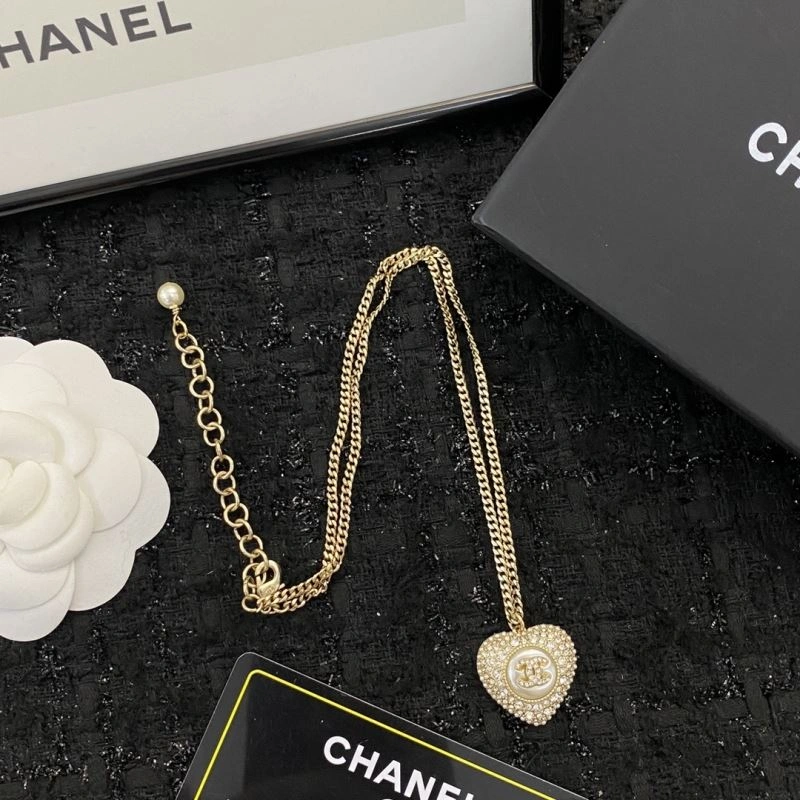 Sustainable Chanel Necklaces 226485