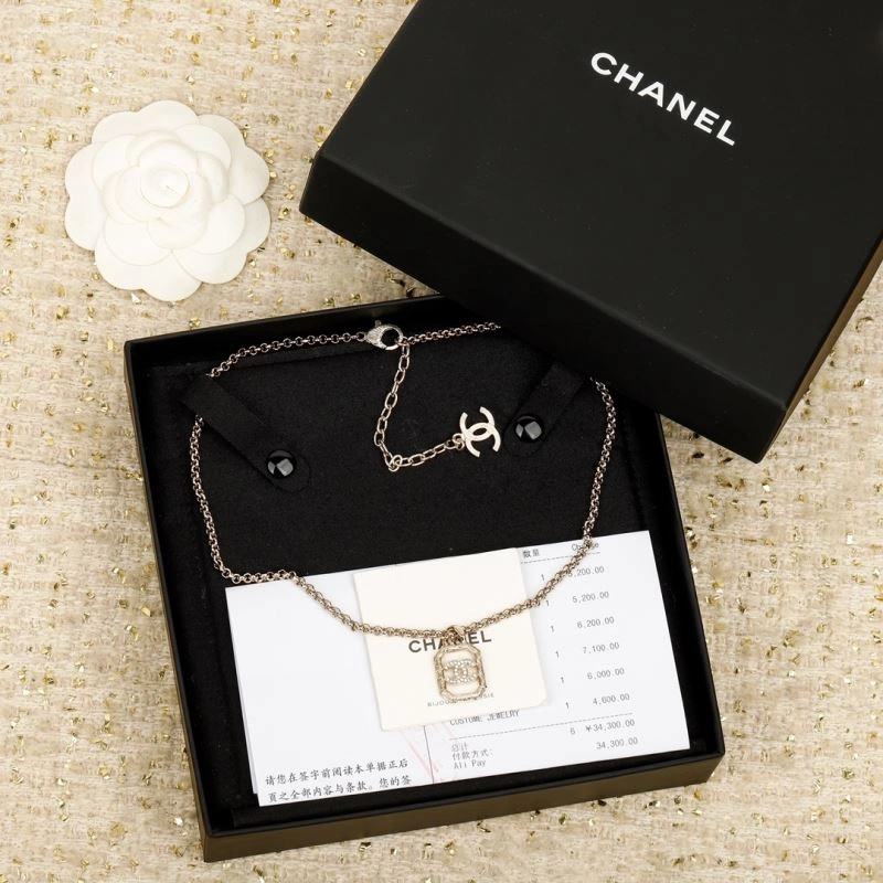 Flexible Chanel Necklaces 225893