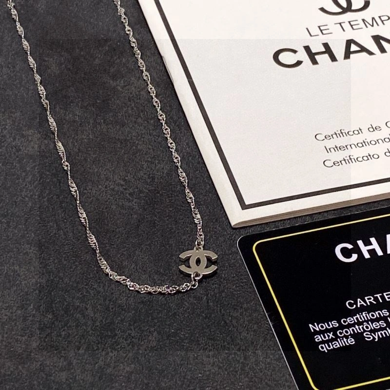 Original Chanel Necklaces 225880