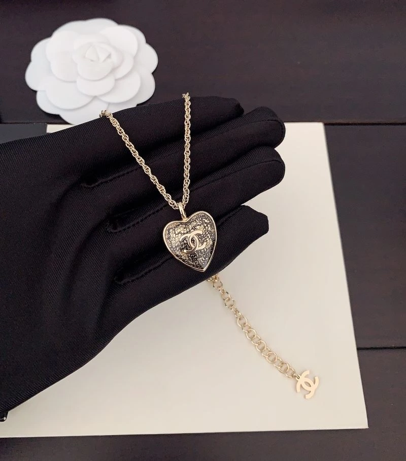 RelaxedFit Chanel Necklaces 225872