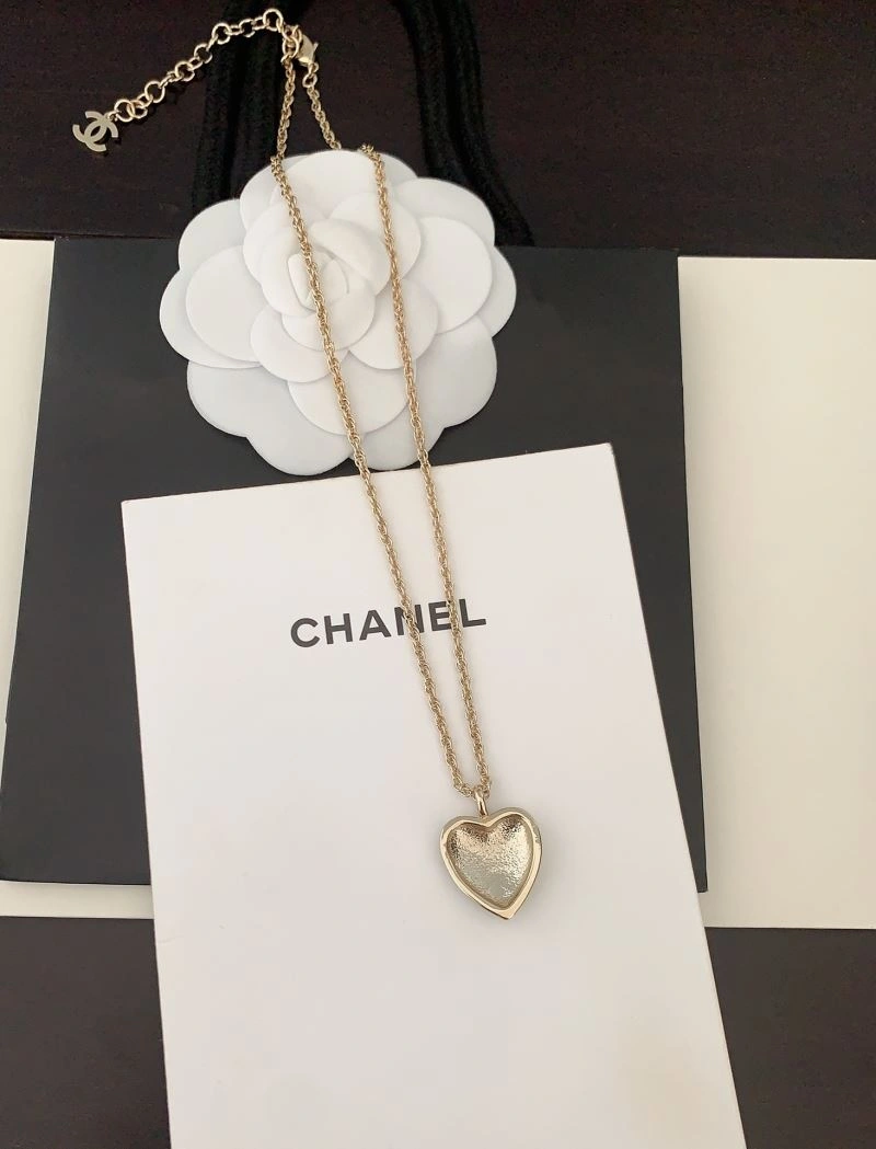 RelaxedFit Chanel Necklaces 225872